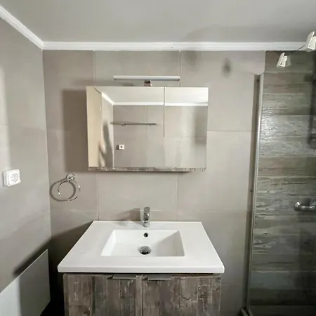 Santorini Emporio New Classic Stylish 1 Bedroom Ap Apartamento *
